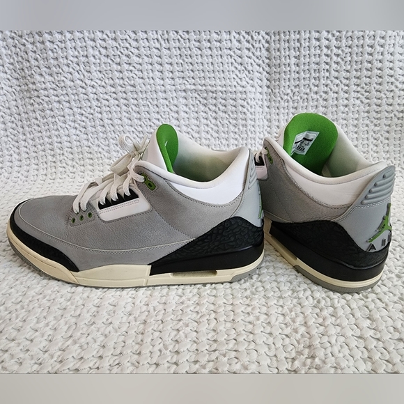 Jordan Other - Nike Air Jordan 3 Retro Chlorophyll Tinker size 12